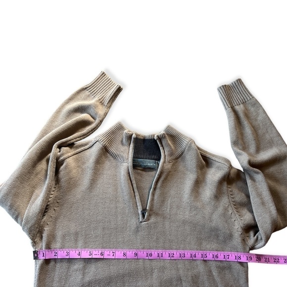 Oscar de la Renta Men’s Tan Quarter Zip Sweater, Size Medium - Picture 8 of 9